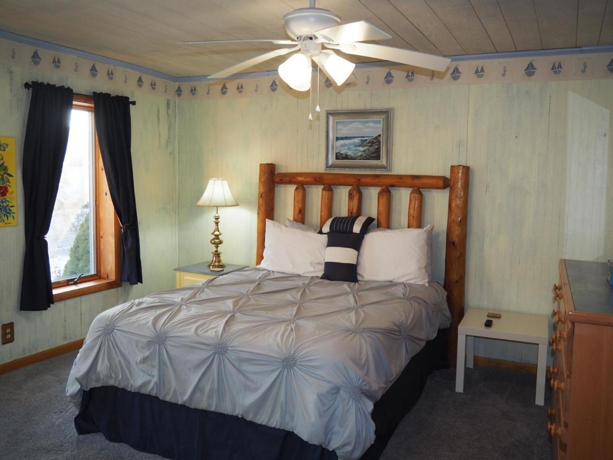 Bayside Cottage - Remodeled And Great Location! Frankfort Exterior foto