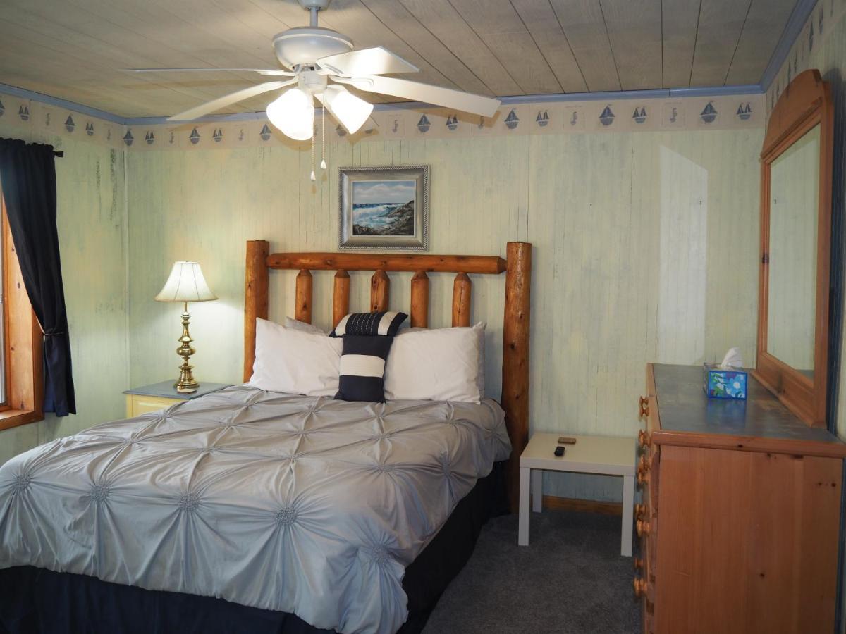 Bayside Cottage - Remodeled And Great Location! Frankfort Exterior foto